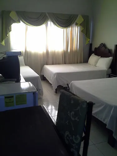 Green House Hotel