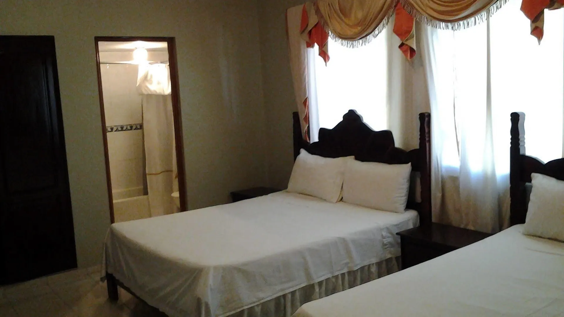 Green House Hotel Santo Domingo 0*,